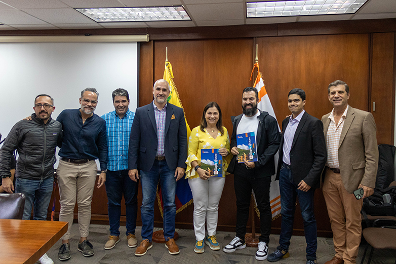 UNIMET celebró alianza estratégica con Ridery y Venezuela Mobility Ventures para promover el emprendimiento en el país