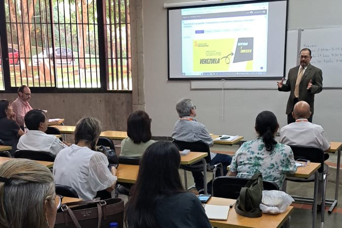 Se desarrolló con éxito el Primer taller de actualización y formación para administrar el curso Venezuela: Identidad y Contexto
