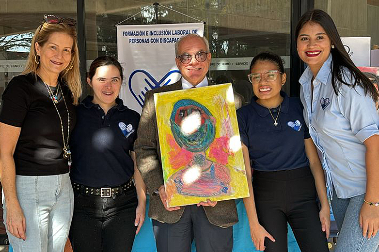 Feria Naranja Diverfest promovió la inclusión en la sociedad